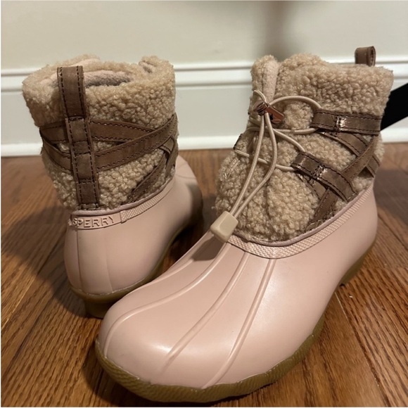 New Sperry Top-Spider Pink Sherpa Duck boots, Size 6.5 - Picture 4 of 10